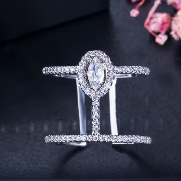 Silver Double-Band Oval Halo Ring with Clear Stones - Picture 7 of 8